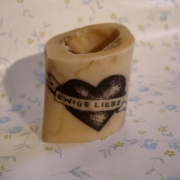Rinderknochen „Ewige Liebe"